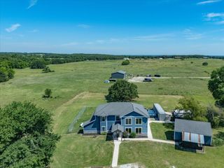 1184 County Road 1785, Sunset, TX 76270