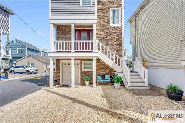 105 W Channel Way, Lavallette, NJ 08735