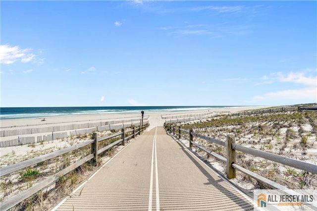 105 W Channel Way, Lavallette, NJ 08735