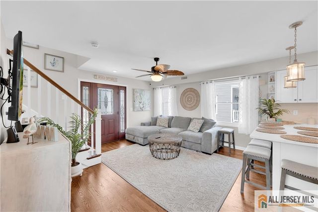 105 W Channel Way, Lavallette, NJ 08735