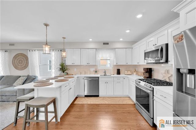 105 W Channel Way, Lavallette, NJ 08735