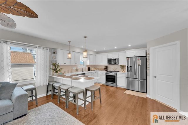 105 W Channel Way, Lavallette, NJ 08735