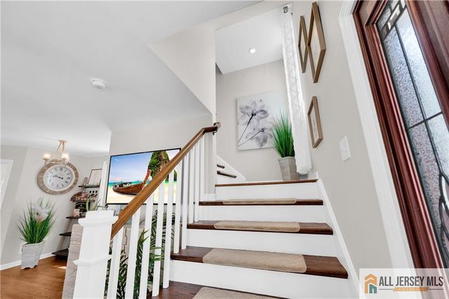 105 W Channel Way, Lavallette, NJ 08735