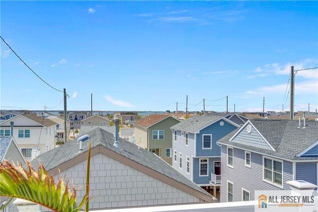 105 W Channel Way, Lavallette, NJ 08735