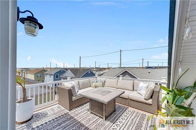105 W Channel Way, Lavallette, NJ 08735