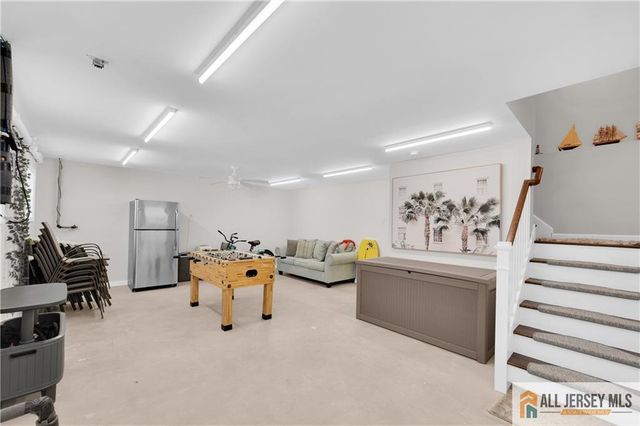 105 W Channel Way, Lavallette, NJ 08735