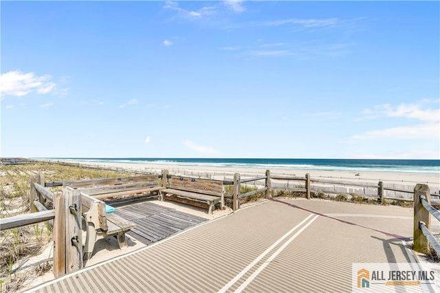 105 W Channel Way, Lavallette, NJ 08735