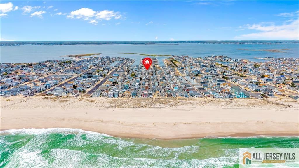 105 W Channel Way, Lavallette, NJ 08735