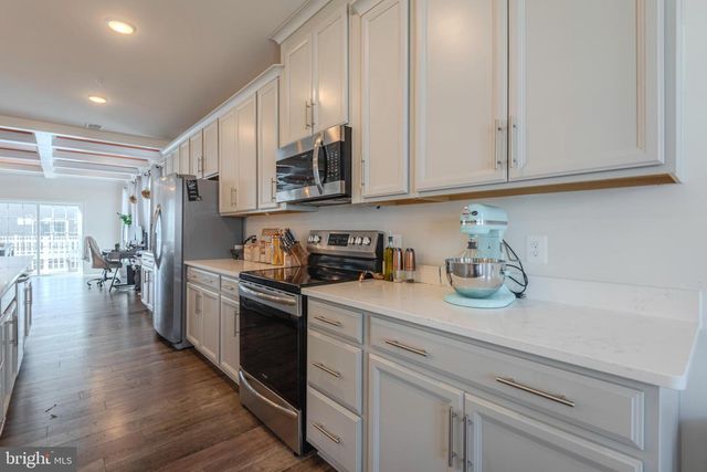 2728 DUVALL RIDGE RD, Hyattsville, MD 20785