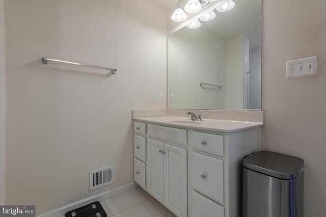 2728 DUVALL RIDGE RD, Hyattsville, MD 20785