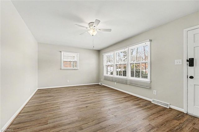 224 Foxcroft Drive, Winston-salem, NC 27103