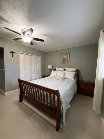 7008 NW 95th Ter, Tamarac, FL 33321