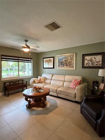 7008 NW 95th Ter, Tamarac, FL 33321