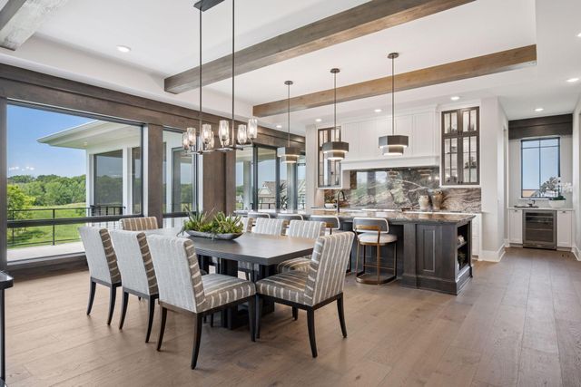 2101 Bridgevine Court, Independence, MN 55359