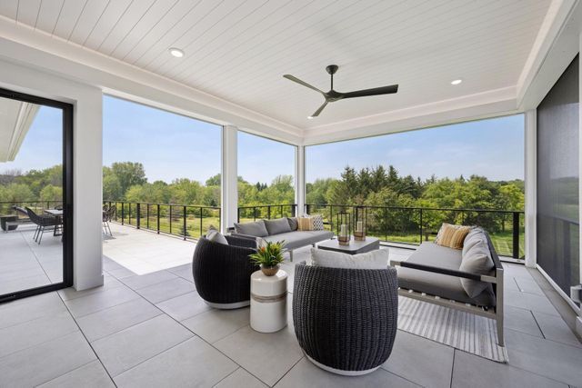 2101 Bridgevine Court, Independence, MN 55359