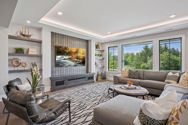 2101 Bridgevine Court, Independence, MN 55359