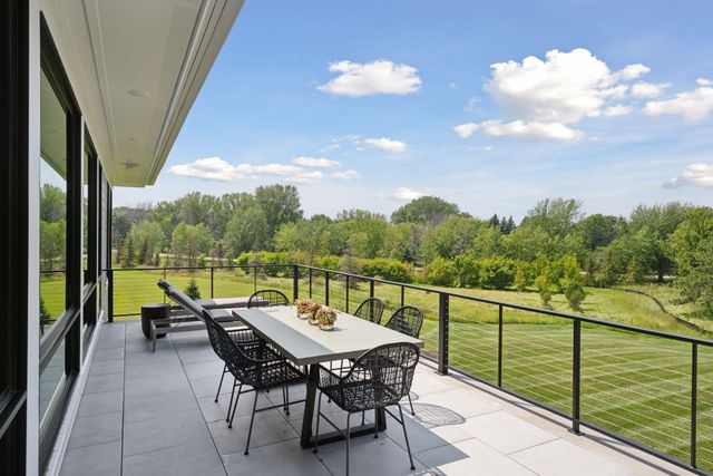 2101 Bridgevine Court, Independence, MN 55359