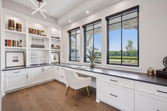 2101 Bridgevine Court, Independence, MN 55359