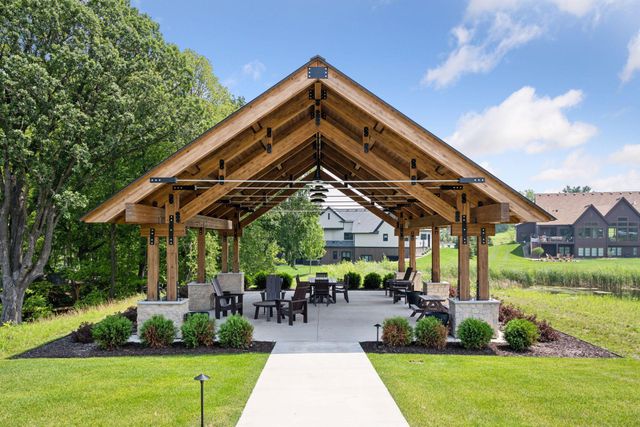 2101 Bridgevine Court, Independence, MN 55359