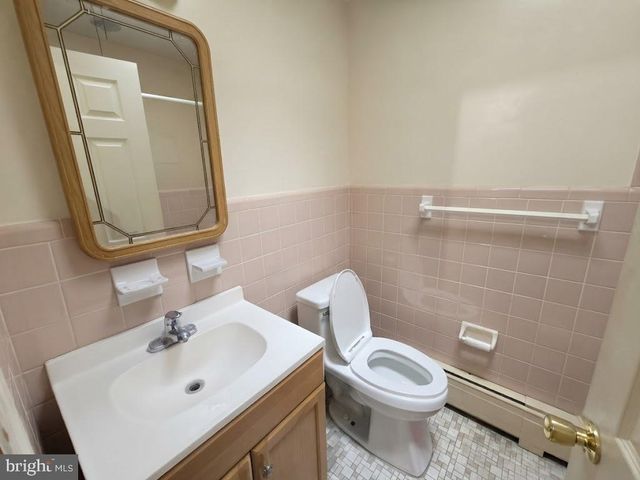 7173 RUSKIN LN, Upper Darby, PA 19082