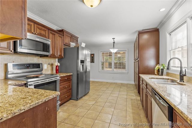 543 Vista Drive, Fayetteville, NC 28305