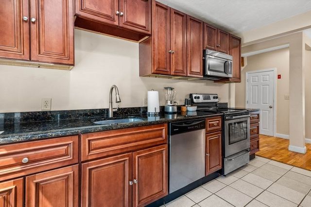 60 Riverlin Street, Millbury, MA 01527