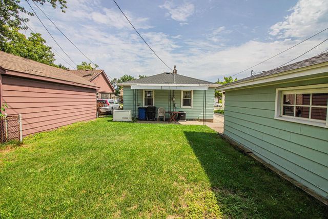226 Mertens AVENUE, Racine, WI 53405