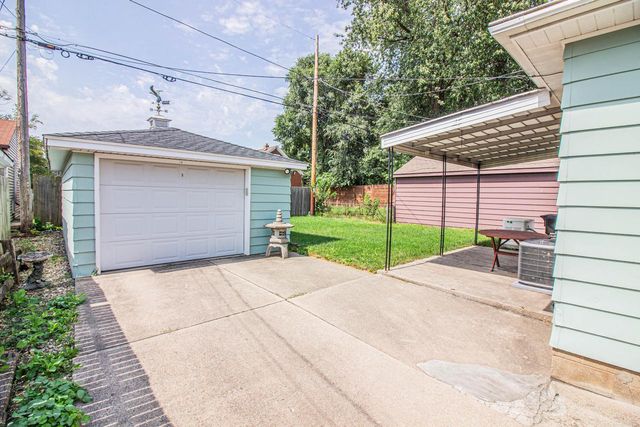 226 Mertens AVENUE, Racine, WI 53405