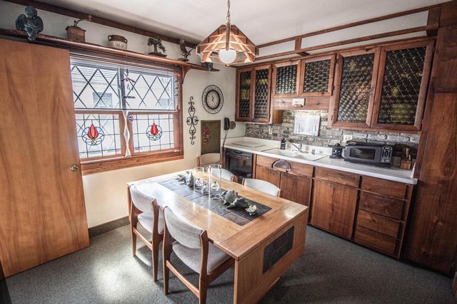 226 Mertens AVENUE, Racine, WI 53405