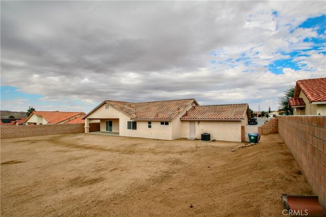 7772 Grand Avenue, Yucca Valley, CA 92284