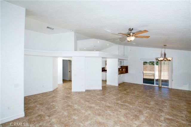 7772 Grand Avenue, Yucca Valley, CA 92284