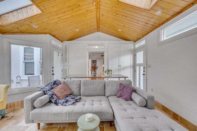 815 E 31st ST A, Austin, TX 78705