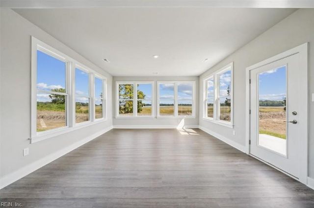 122 Getty RD, Suffolk, VA 23434
