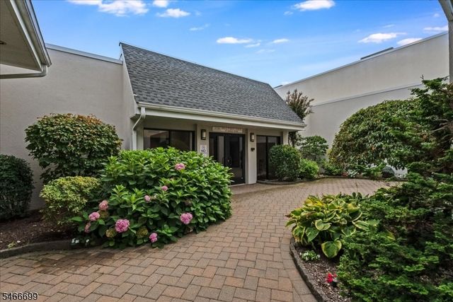 110 Coccio Dr, West Orange Twp., NJ 07052