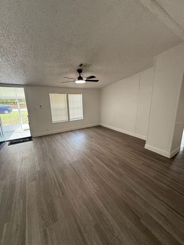 4394 N RAMBLEWOOD N, Mulberry, FL 33860