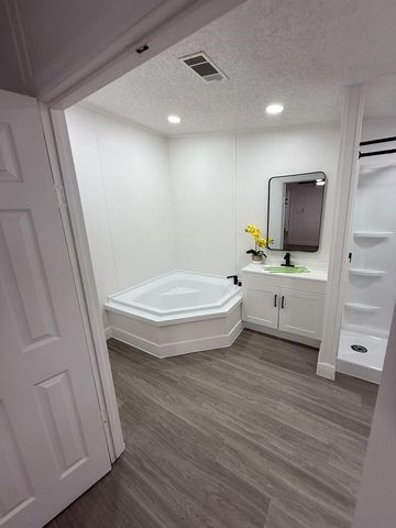 4394 N RAMBLEWOOD N, Mulberry, FL 33860