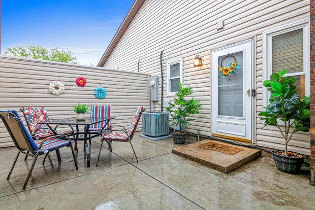 9312 Indian Boulevard S, Cottage Grove, MN 55016