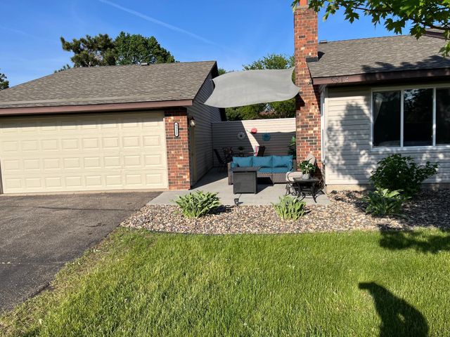 9312 Indian Boulevard S, Cottage Grove, MN 55016