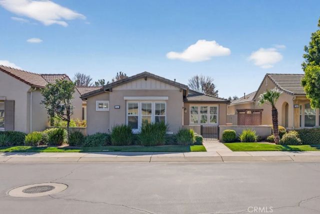 1563 quiet creek, Beaumont, CA 92223