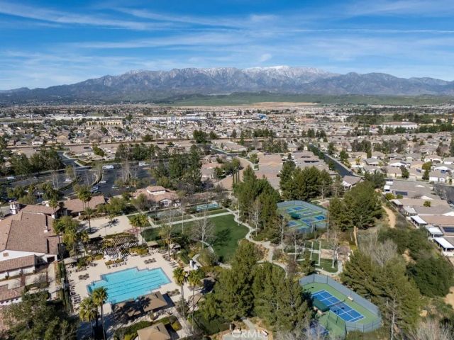 1563 quiet creek, Beaumont, CA 92223