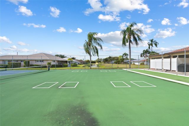 10911 Greentrail Dr, Boynton Beach, FL 33436