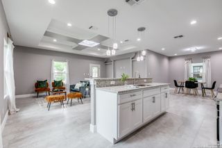 1018 Vermont St, San Antonio, TX 78211