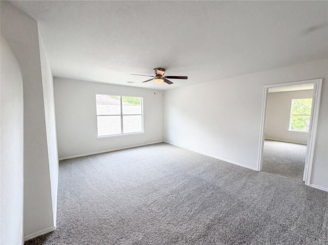 939 Staffordale Manor Lane, Houston, TX 77047