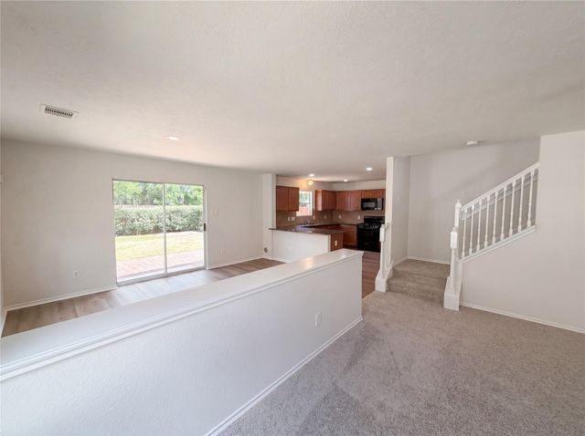 939 Staffordale Manor Lane, Houston, TX 77047