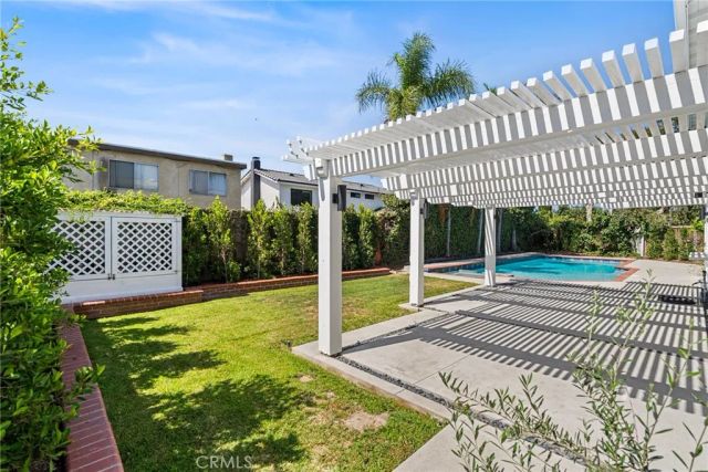 8522 Boise Drive, Huntington Beach, CA 92646