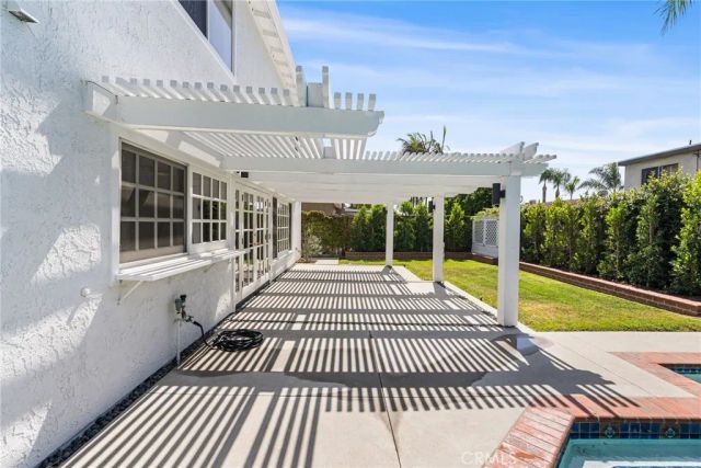 8522 Boise Drive, Huntington Beach, CA 92646