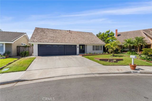8522 Boise Drive, Huntington Beach, CA 92646