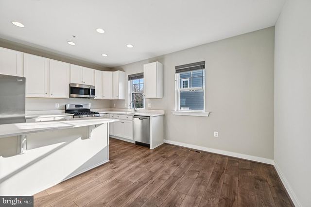 220 E PENNSYLVANIA AVE, Towson, MD 21286