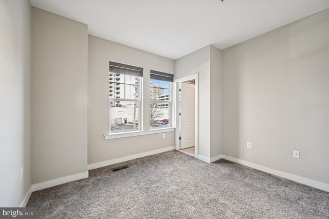 220 E PENNSYLVANIA AVE, Towson, MD 21286