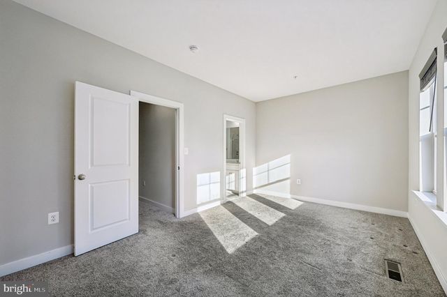 220 E PENNSYLVANIA AVE, Towson, MD 21286